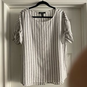 Ellen Tracy Linen Blend Top Size L